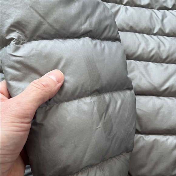 Patagonia hi loft down sweater Women's Hooded Puffer Jacket - Picture 6 of 7